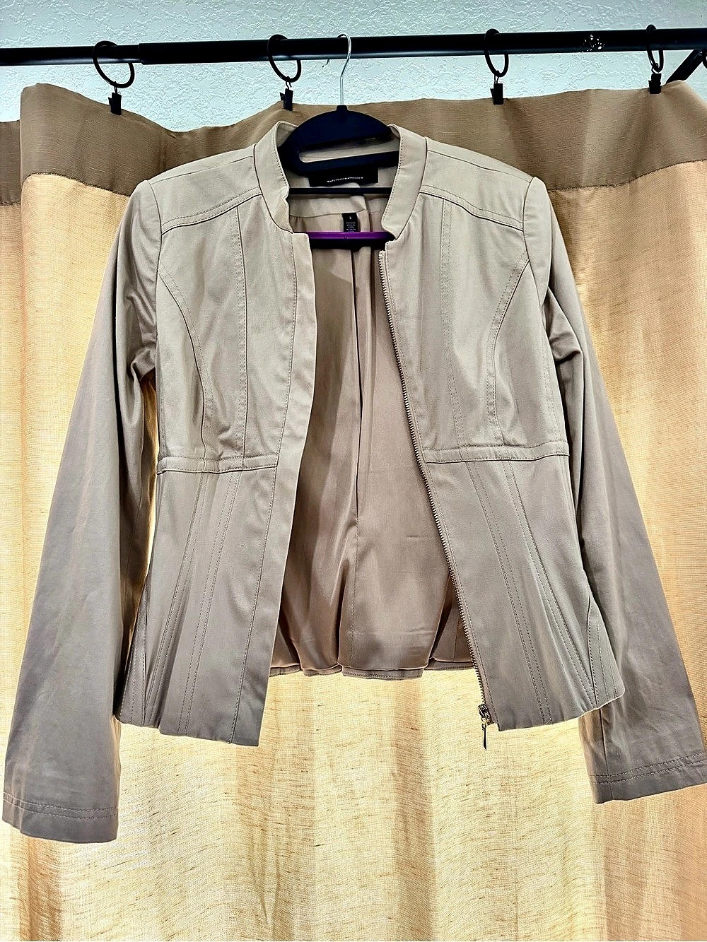 White House Black Market Women's Zip-Front Jacket in Beige Size 2